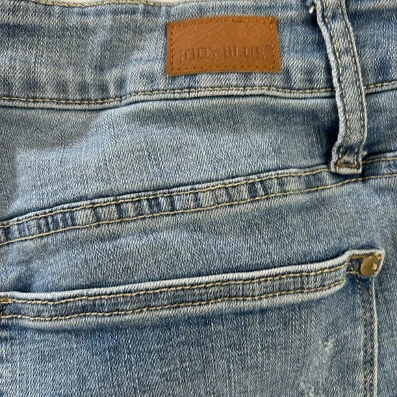 Judy Blue Light Blue skinny Jeans - Picture 8 of 11